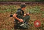Immagine di US Army 1 soldati di fanteria Lai Khe Vietnam del Sud, 1967, secondo 48 filmato di repertorio 65675037278