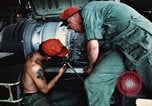 Image soldats en Red Caps Lai Khe Sud Vietnam, 1968, de la seconde 30 séquences d'archives historiques vidéo 65675037283