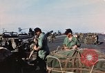 Immagine di Airlift Lai Khe Vietnam del Sud, 1968, secondo 60 filmato di repertorio 65675037285