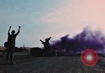 Image obusier aérotransportés Lai Khe Sud Vietnam, 1968, de la seconde 16 séquences d'archives historiques vidéo 65675037286