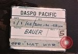 Image des soldats dans la jungle Lai Khe Sud Vietnam, 1968, de la seconde 14 séquences d'archives historiques vidéo 65675037287