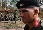 Image Patrouille de reconnaissance à longue portée Lai Khe Sud Vietnam, 1968, de la seconde 31 séquences d'archives historiques vidéo 65675037288