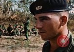 Image Patrouille de reconnaissance à longue portée Lai Khe Sud Vietnam, 1968, de la seconde 32 séquences d'archives historiques vidéo 65675037288