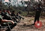 Image Patrouille de reconnaissance à longue portée Lai Khe Sud Vietnam, 1968, de la seconde 38 séquences d'archives historiques vidéo 65675037288