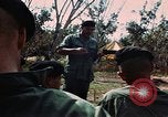 Image Patrouille de reconnaissance à longue portée Lai Khe Sud Vietnam, 1968, de la seconde 44 séquences d'archives historiques vidéo 65675037288