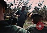 Image Patrouille de reconnaissance à longue portée Lai Khe Sud Vietnam, 1968, de la seconde 46 séquences d'archives historiques vidéo 65675037288