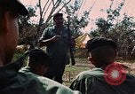Image Patrouille de reconnaissance à longue portée Lai Khe Sud Vietnam, 1968, de la seconde 50 séquences d'archives historiques vidéo 65675037288