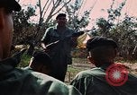 Image Patrouille de reconnaissance à longue portée Lai Khe Sud Vietnam, 1968, de la seconde 57 séquences d'archives historiques vidéo 65675037288