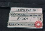 Image des soldats dans le casque de pétroliers Lai Khe Sud Vietnam, 1968, de la seconde 3 séquences d'archives historiques vidéo 65675037289