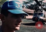 Immagine di I soldati in cappucci blu Lai Khe Vietnam del Sud, 1968, secondo 18 filmato di repertorio 65675037290