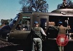 Immagine di I soldati in cappucci blu Lai Khe Vietnam del Sud, 1968, secondo 33 filmato di repertorio 65675037290