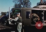 Immagine di I soldati in cappucci blu Lai Khe Vietnam del Sud, 1968, secondo 35 filmato di repertorio 65675037290