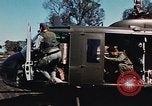 Immagine di I soldati in cappucci blu Lai Khe Vietnam del Sud, 1968, secondo 37 filmato di repertorio 65675037290