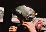 Immagine di I soldati in cappucci blu Lai Khe Vietnam del Sud, 1968, secondo 49 filmato di repertorio 65675037290