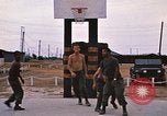 Immagine di Centro Standdown Il Vietnam, 1969, secondo 14 filmato di repertorio 65675037299