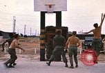 Immagine di Centro Standdown Il Vietnam, 1969, secondo 18 filmato di repertorio 65675037299