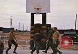 Immagine di Centro Standdown Il Vietnam, 1969, secondo 29 filmato di repertorio 65675037299