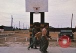 Immagine di Centro Standdown Il Vietnam, 1969, secondo 42 filmato di repertorio 65675037299