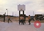 Immagine di Centro Standdown Il Vietnam, 1969, secondo 49 filmato di repertorio 65675037299