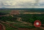 Standbild Ebene Ansätze und landet lange Thanh Vietnam, 1967, aus Sekunde 24 historischem Filmmaterial Videoclip 65675037304