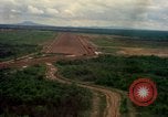 Standbild Ebene Ansätze und landet lange Thanh Vietnam, 1967, aus Sekunde 30 historischem Filmmaterial Videoclip 65675037304