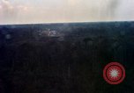 Standbild Flugzeuge landen Tom Le Chom Vietnam, 1967, aus Sekunde 7 historischem Filmmaterial Videoclip 65675037305