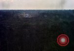 Standbild Flugzeuge landen Tom Le Chom Vietnam, 1967, aus Sekunde 11 historischem Filmmaterial Videoclip 65675037305
