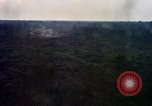 Standbild Flugzeuge landen Tom Le Chom Vietnam, 1967, aus Sekunde 13 historischem Filmmaterial Videoclip 65675037305