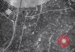 Standbild Bombardierung Rama VI Brücke Bangkok Thailand, 1944, aus Sekunde 5 historischem Filmmaterial Videoclip 65675037316