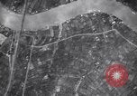 Standbild Bombardierung Rama VI Brücke Bangkok Thailand, 1944, aus Sekunde 9 historischem Filmmaterial Videoclip 65675037316