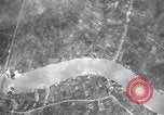 Standbild Bombardierung Rama VI Brücke Bangkok Thailand, 1944, aus Sekunde 19 historischem Filmmaterial Videoclip 65675037316