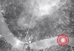 Standbild Bombardierung Rama VI Brücke Bangkok Thailand, 1944, aus Sekunde 24 historischem Filmmaterial Videoclip 65675037316