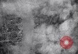 Standbild Bombardierung Rama VI Brücke Bangkok Thailand, 1944, aus Sekunde 50 historischem Filmmaterial Videoclip 65675037316