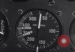 Standbild Air Speed Meter von BT-13 United States USA, 1939, aus Sekunde 40 historischem Filmmaterial Videoclip 65675037323