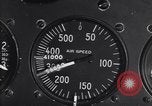 Standbild Air Speed Meter von BT-13 United States USA, 1939, aus Sekunde 54 historischem Filmmaterial Videoclip 65675037323