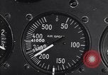 Standbild Air Speed Meter von BT-13 United States USA, 1939, aus Sekunde 57 historischem Filmmaterial Videoclip 65675037323