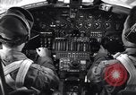 Standbild Innenräume der B-24 Bomber United States USA, 1941, aus Sekunde 6 historischem Filmmaterial Videoclip 65675037324