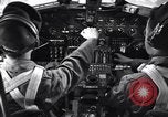 Standbild Innenräume der B-24 Bomber United States USA, 1941, aus Sekunde 12 historischem Filmmaterial Videoclip 65675037324