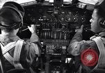 Standbild Innenräume der B-24 Bomber United States USA, 1941, aus Sekunde 28 historischem Filmmaterial Videoclip 65675037324