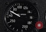 Standbild Air Speed Meter von B-24 United States USA, 1941, aus Sekunde 20 historischem Filmmaterial Videoclip 65675037325