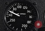 Standbild Air Speed Meter von B-24 United States USA, 1941, aus Sekunde 34 historischem Filmmaterial Videoclip 65675037325