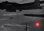 Immagine di Bombardieri B-17 e B-24 e B-29 Germania, 1944, secondo 36 filmato di repertorio 65675037327