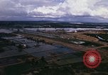 Immagine di Vung Tau e porte di Saigon Il Vietnam, 1966, secondo 19 filmato di repertorio 65675037330