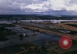 Immagine di Vung Tau e porte di Saigon Il Vietnam, 1966, secondo 21 filmato di repertorio 65675037330