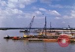 Standbild port Bau South Vietnam, 1966, aus Sekunde 14 historischem Filmmaterial Videoclip 65675037332