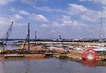 Standbild port Bau South Vietnam, 1966, aus Sekunde 17 historischem Filmmaterial Videoclip 65675037332