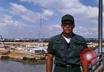 Standbild port Bau South Vietnam, 1966, aus Sekunde 21 historischem Filmmaterial Videoclip 65675037332