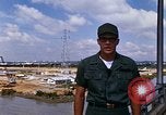 Standbild port Bau South Vietnam, 1966, aus Sekunde 22 historischem Filmmaterial Videoclip 65675037332