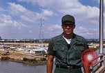 Standbild port Bau South Vietnam, 1966, aus Sekunde 28 historischem Filmmaterial Videoclip 65675037332