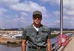 Standbild port Bau South Vietnam, 1966, aus Sekunde 60 historischem Filmmaterial Videoclip 65675037332